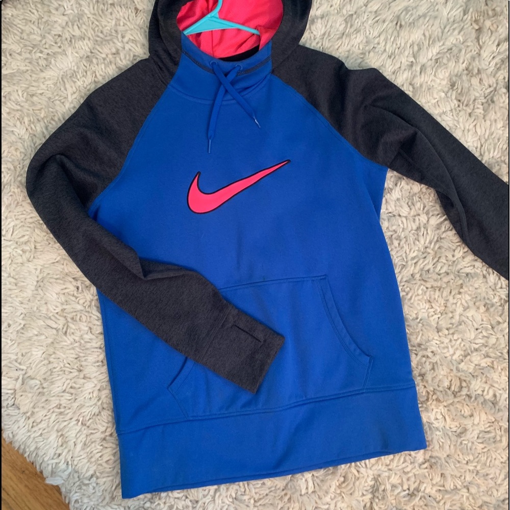 Nike sweatshirt